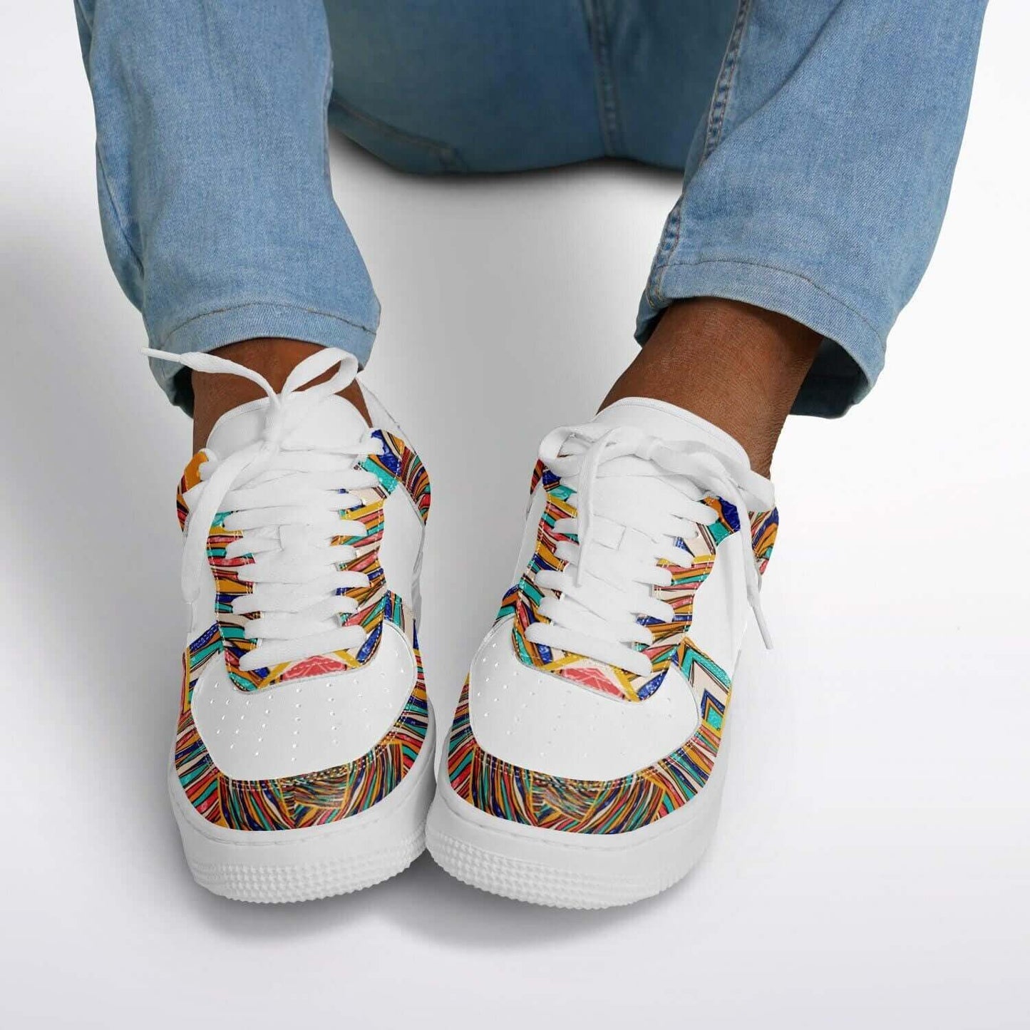 Abstract art white half sneakers.