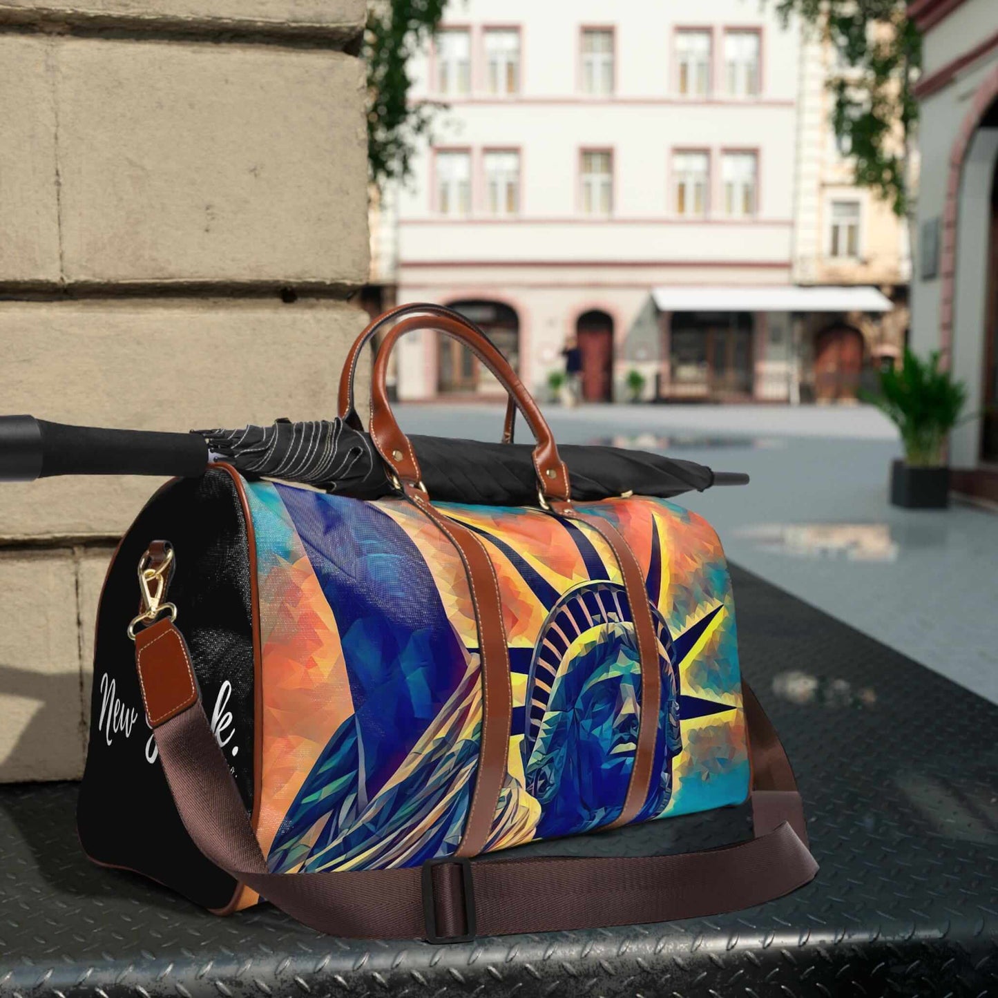 Statue of Liberty leather bag.