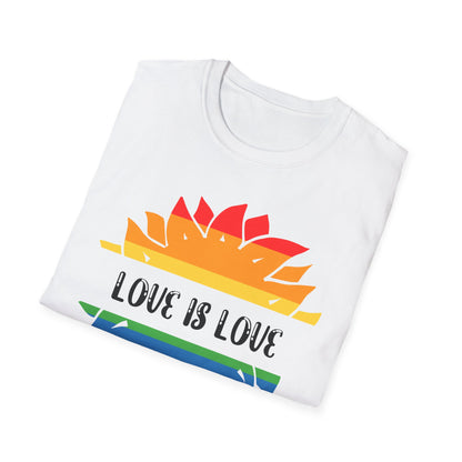 Gaylife - Love is love - Unisex Softstyle T-Shirt